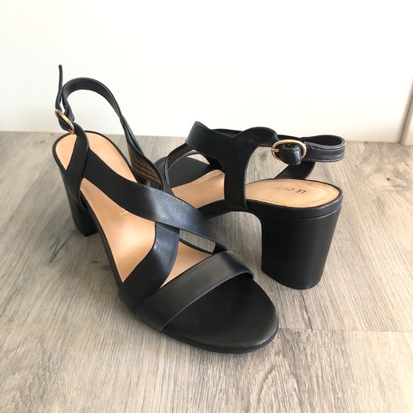 le chateau Shoes - Le Chateau Cris-Cross Block Heel Leather Sandals